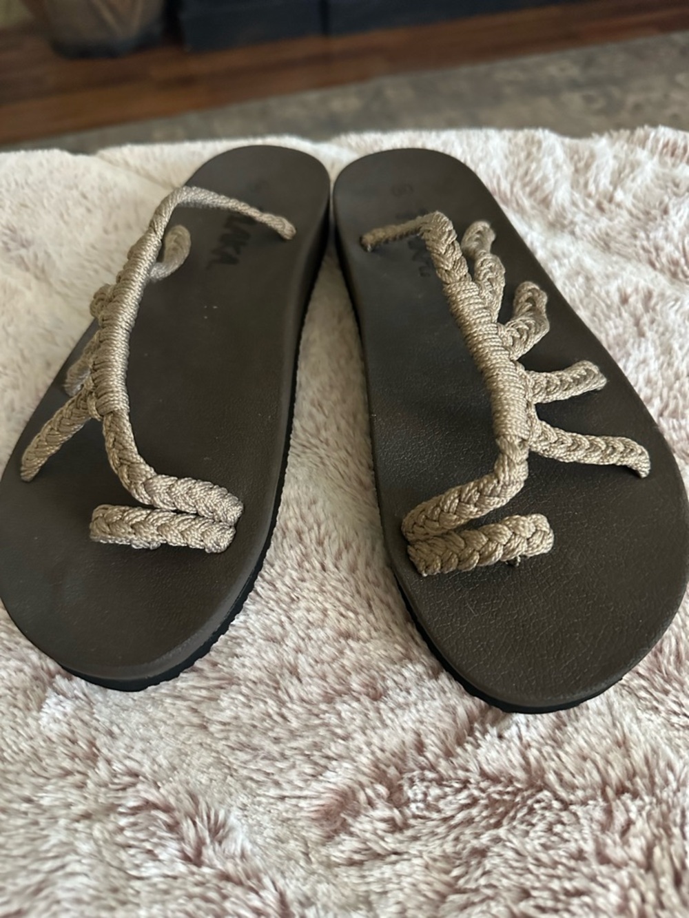 Plaka Relief Flip Flops for Women with Arch Support | Comfy Sandals for Women 8